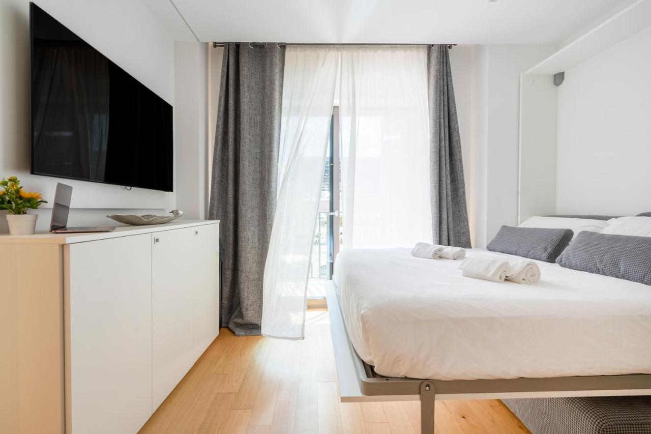 Twelve12 - Universita & Stazione Aparment บารี ภายนอก รูปภาพ